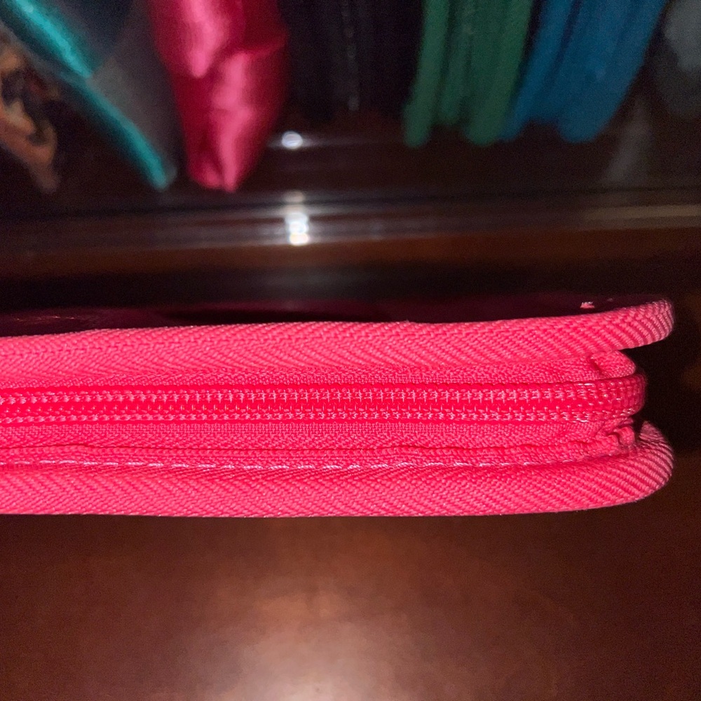 Harvey’s Seatbelt Handbags Melon Hot Pink Clutch Wallet - Picture 4 of 7